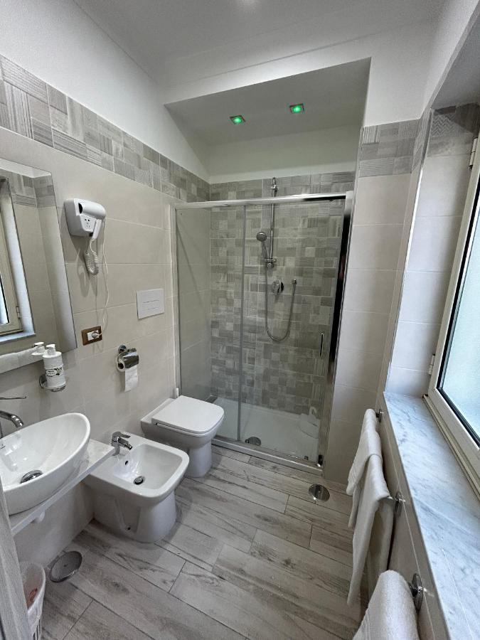 Skycity B&B Napoli Bagian luar foto