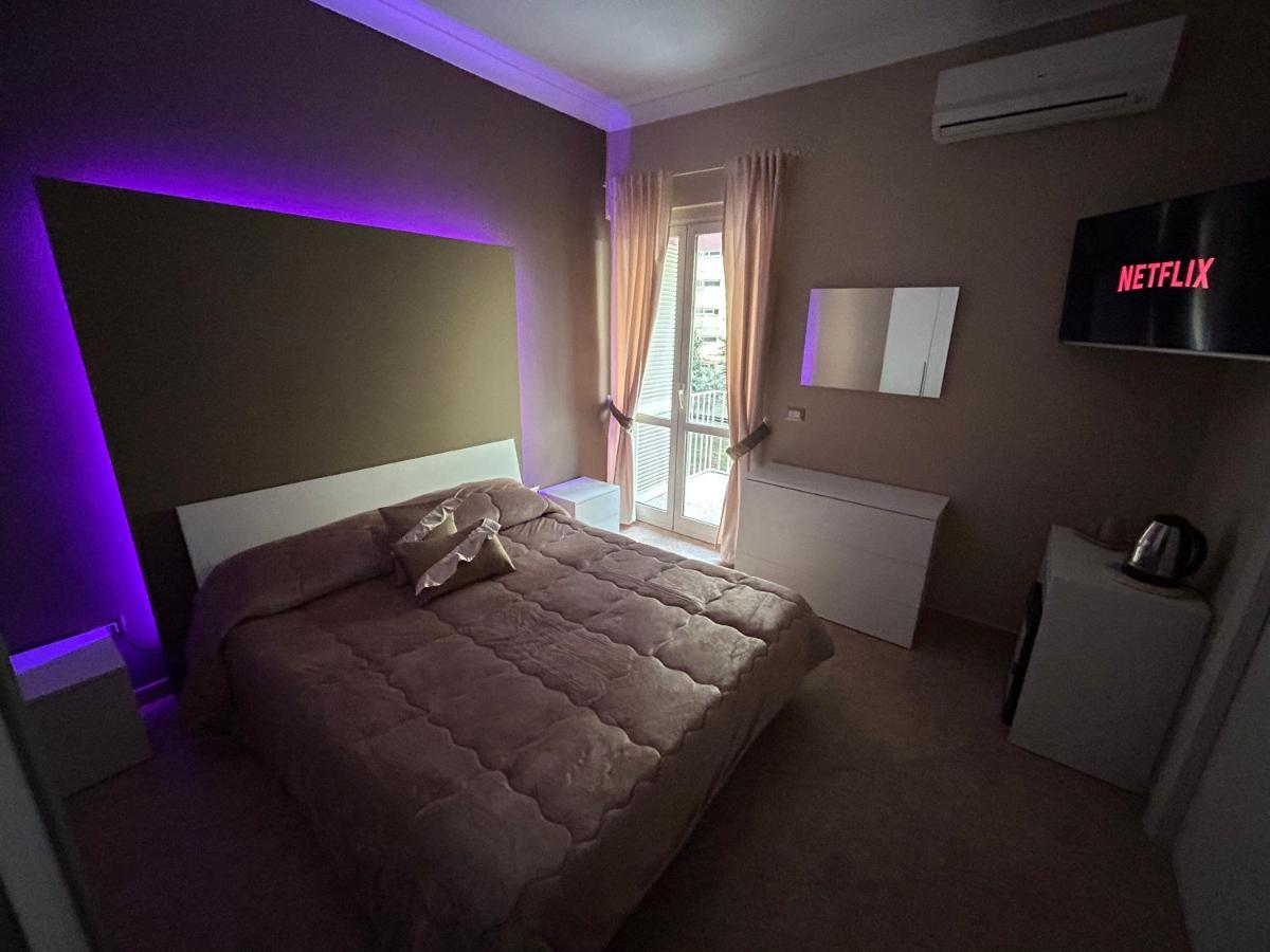 Skycity B&B Napoli Bagian luar foto