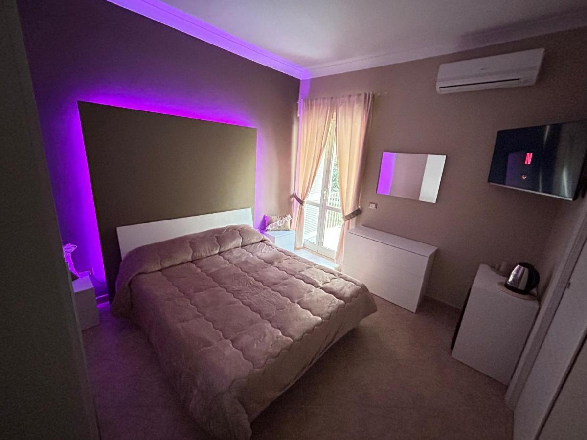 Skycity B&B Napoli Bagian luar foto